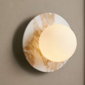 Corinna Sconce