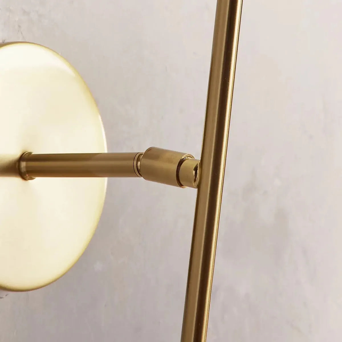 Roscoe Sconce